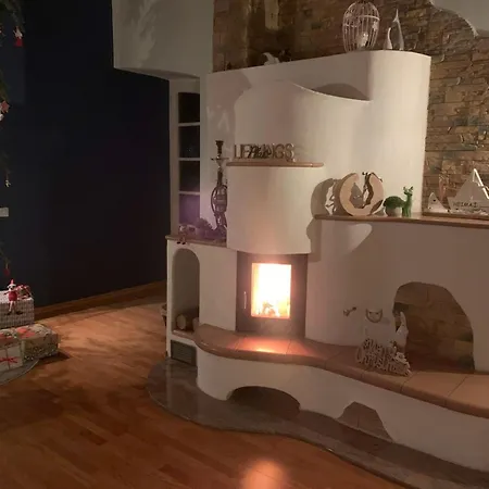 Dom wakacyjny Feldsteinscheune Kaeselin Fincken