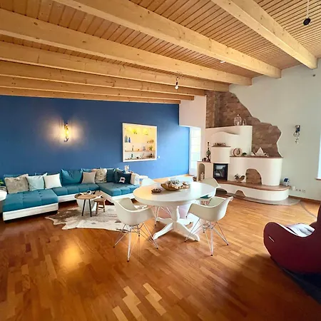 Feldsteinscheune Kaeselin