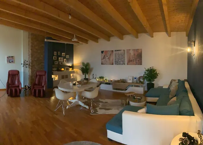 펜션 Feldsteinscheune Kaeselin